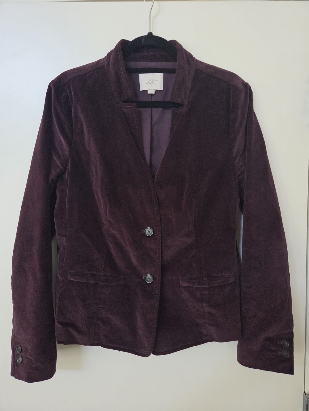 LOFT Plum Burgundy Velvet Blazer Jacket Two-Button - Size 12 Excellent Condition